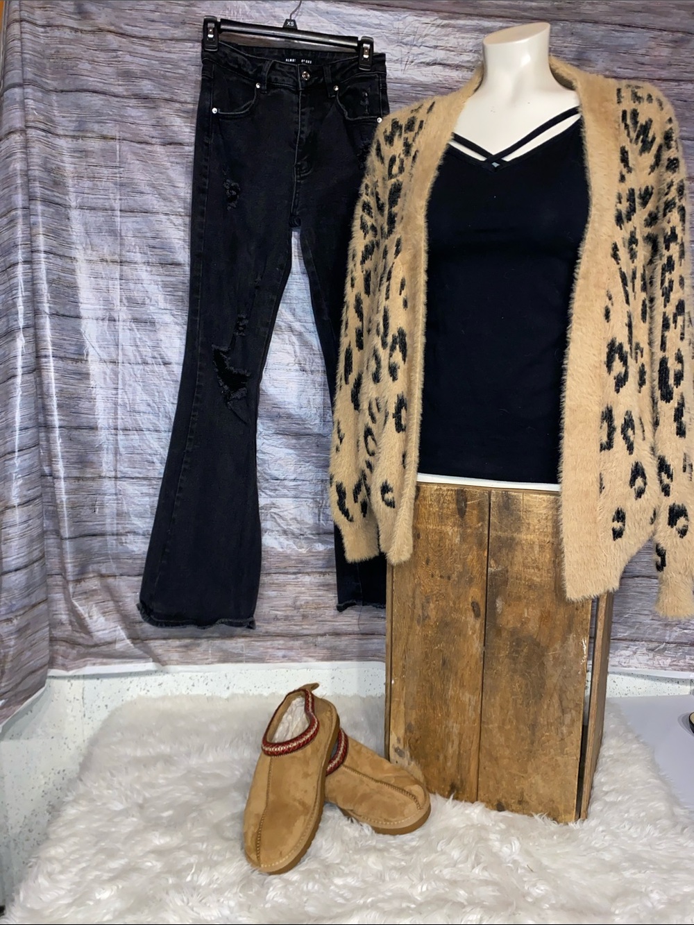 En Crème Leopard Print Fuzzy Open-Front Cardigan Sweater